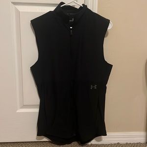 Fitted Under Armour Sports Vest Size Medium Blk